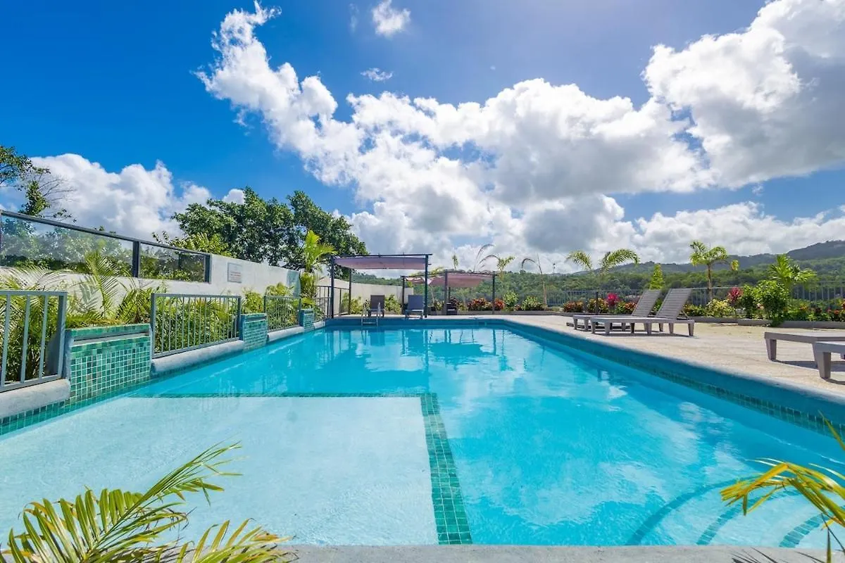 Modern, Spacious, 3Br Hill View Retreat, Central Ocho Rios 0*,