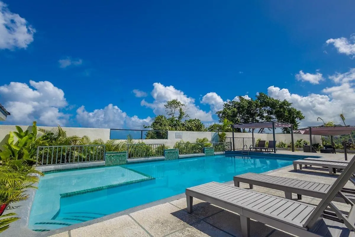 Modern, Spacious, 3Br Hill View Retreat, Central Ocho Rios Holiday home