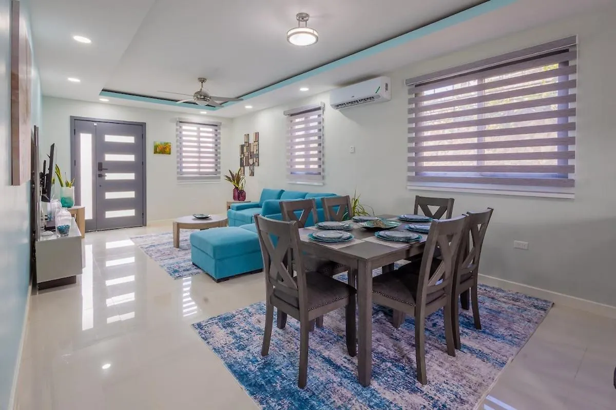 Holiday home Modern, Spacious, 3Br Hill View Retreat, Central Ocho Rios Jamaica