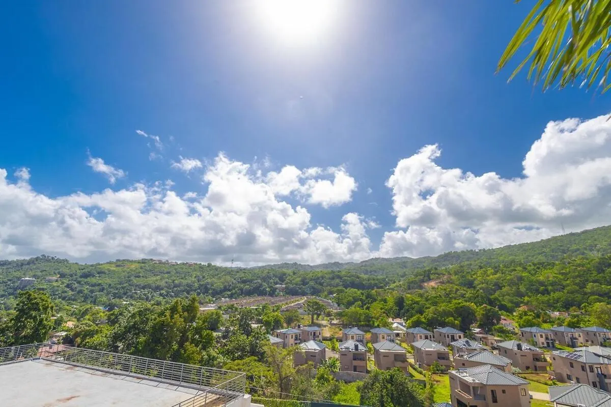 Holiday home Modern, Spacious, 3Br Hill View Retreat, Central Ocho Rios